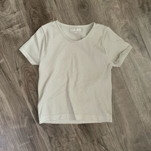 HARLOW cream ribbed crop tee